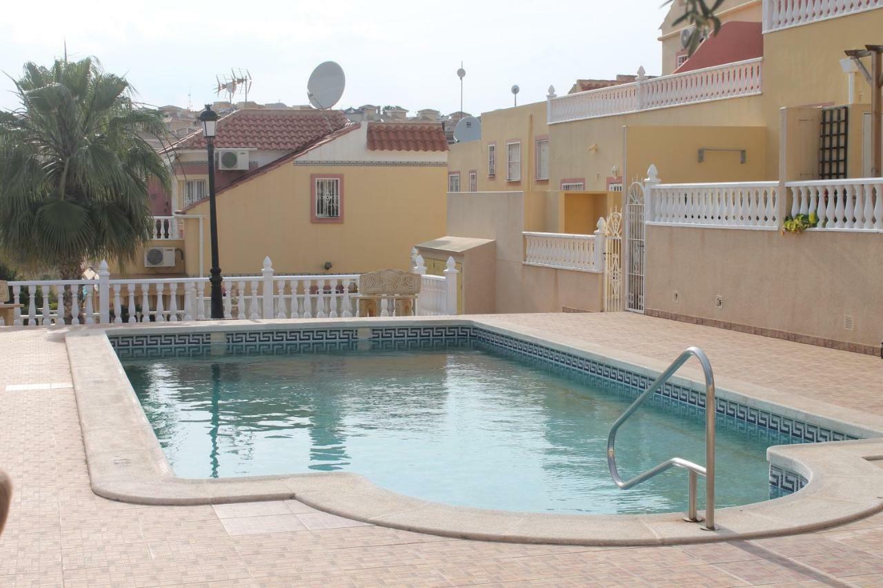 Carolinas Aptmt Orihuela Villacosta Exterior foto